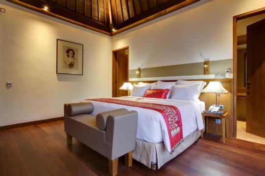 Hotel Grand Mega & Bali 4*